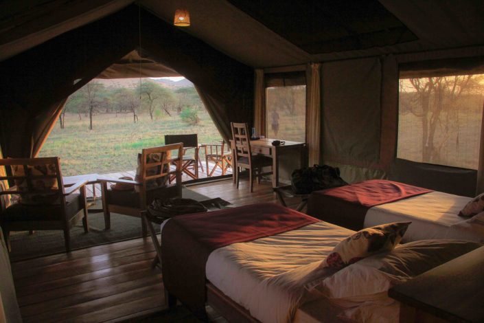 Serengeti National Park lodge bedrooom